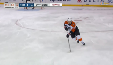 Denver Barkey with his first 2 points in the NHL just 23 seconds apart!