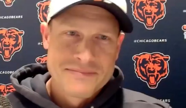 [Bears on CHSN] "I think any time you get a chance to feed a city, you want to do it." Ben Johnson, man of the people 🫡🌭