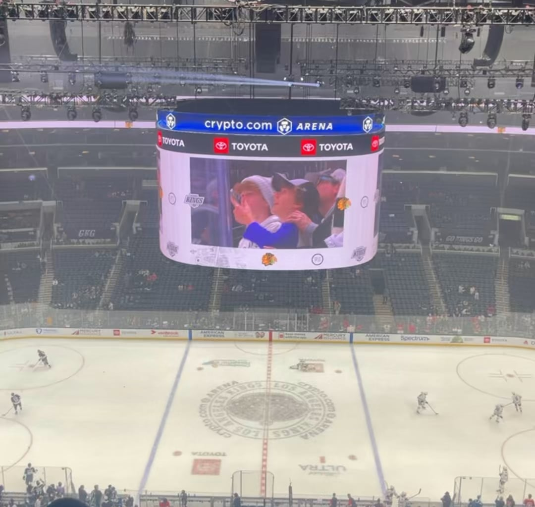 For people talking about the crowd being weak tonight…