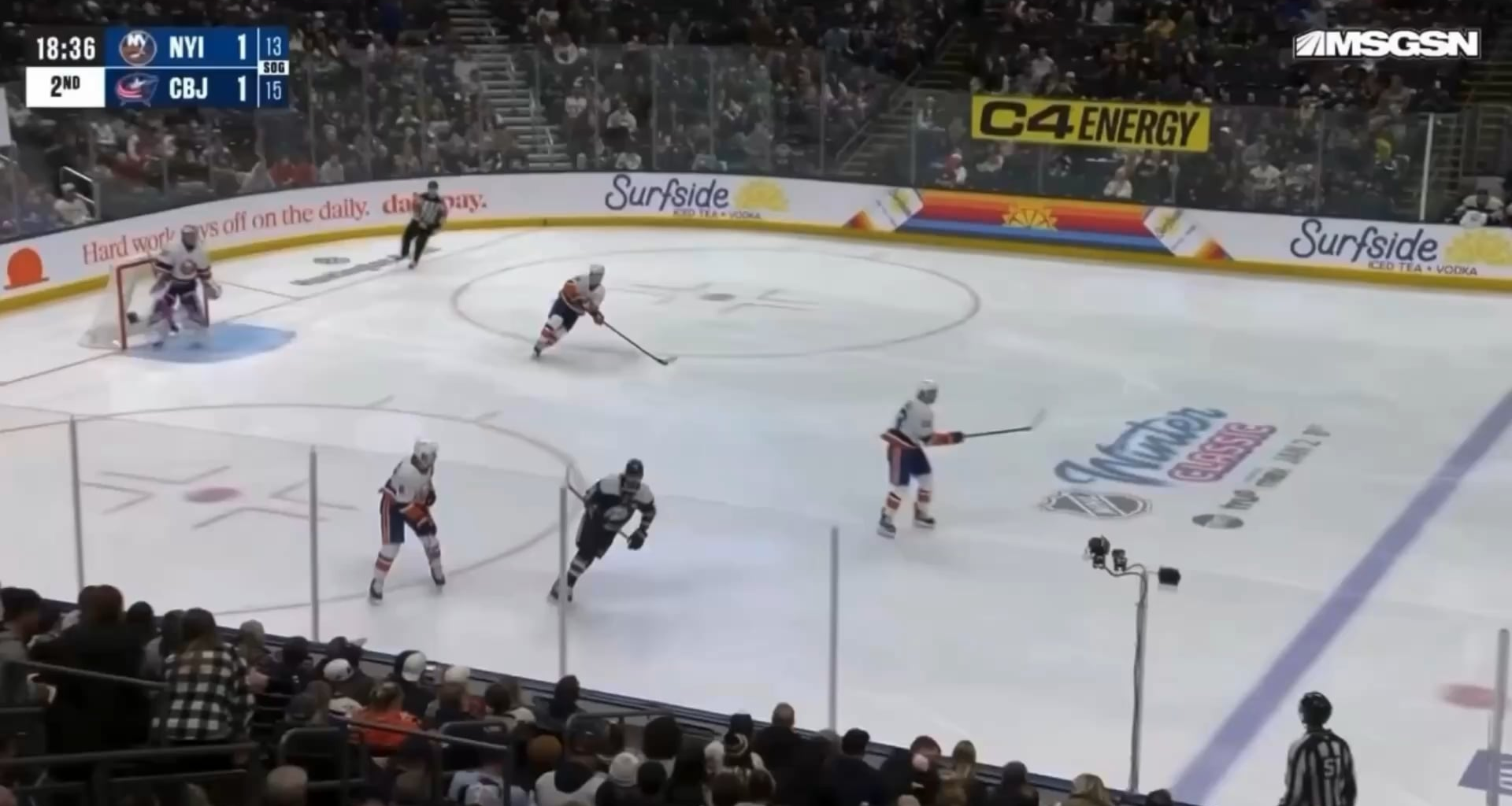 Mason Marchment knees Matthew Schaefer