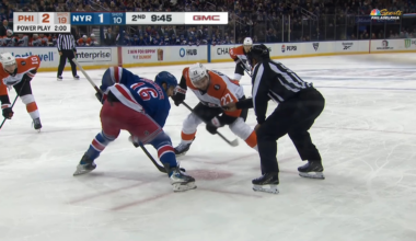 Trevor Zegras rifles one home on the Power Play!