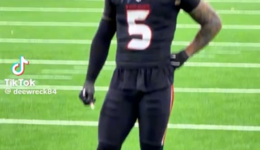 Pitre has no reaction to the smelling salts