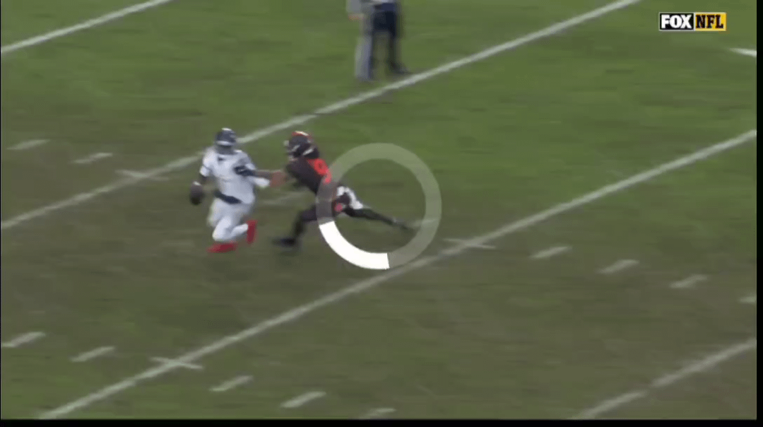 [Highlight] Cam Ward somehow shakes off a sack