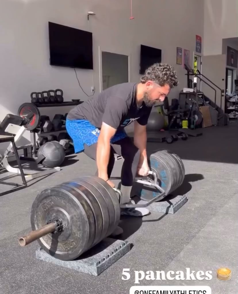 Alex Vesia is putting in some offseason work. A true Dodgers warrior right here 💪 via Dodgers Nation