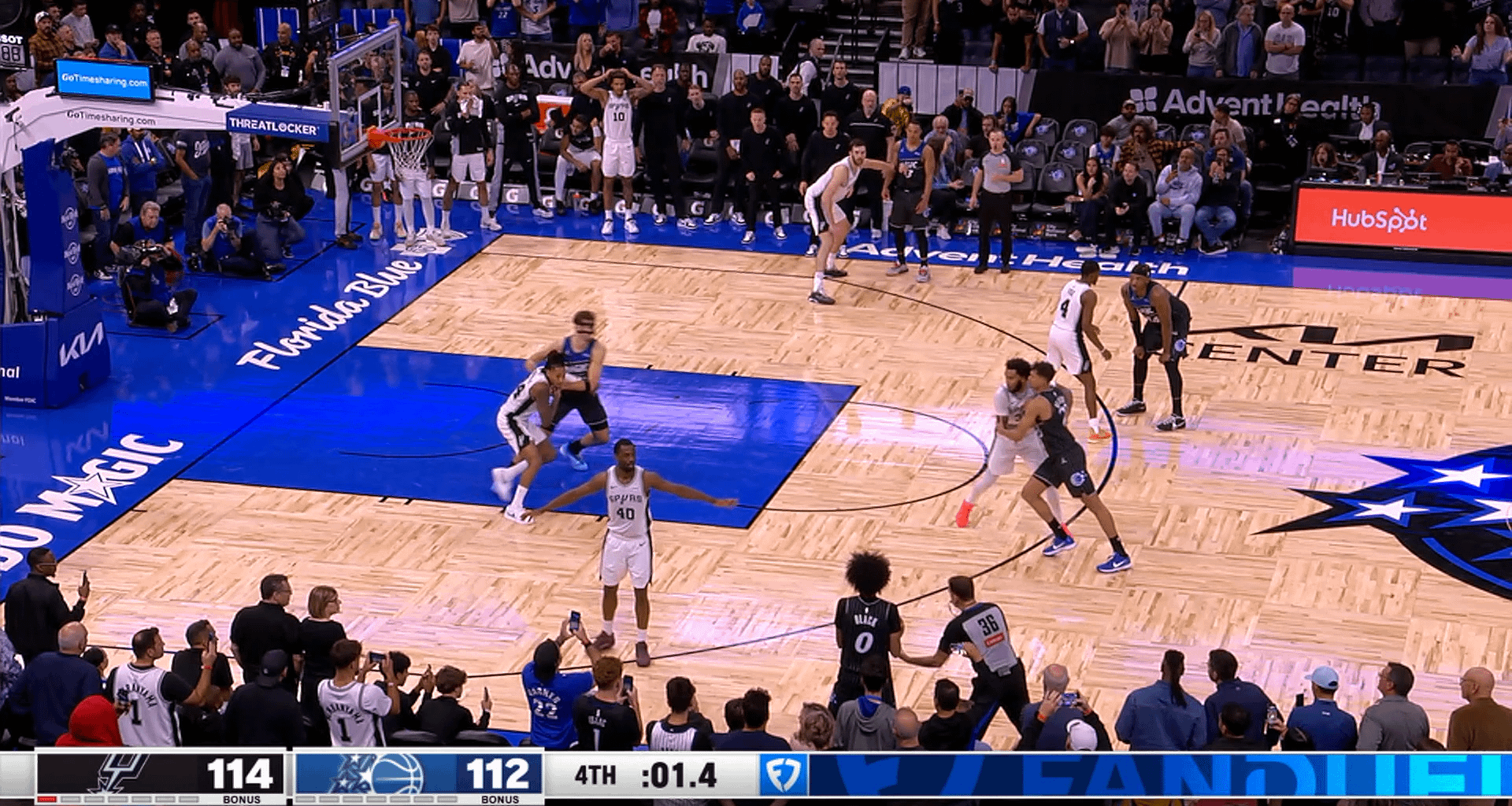 [Highlight] Luke Kornet comes up with the game-saving block for the Spurs as they beat the Magic, 114-112 in Orlando.