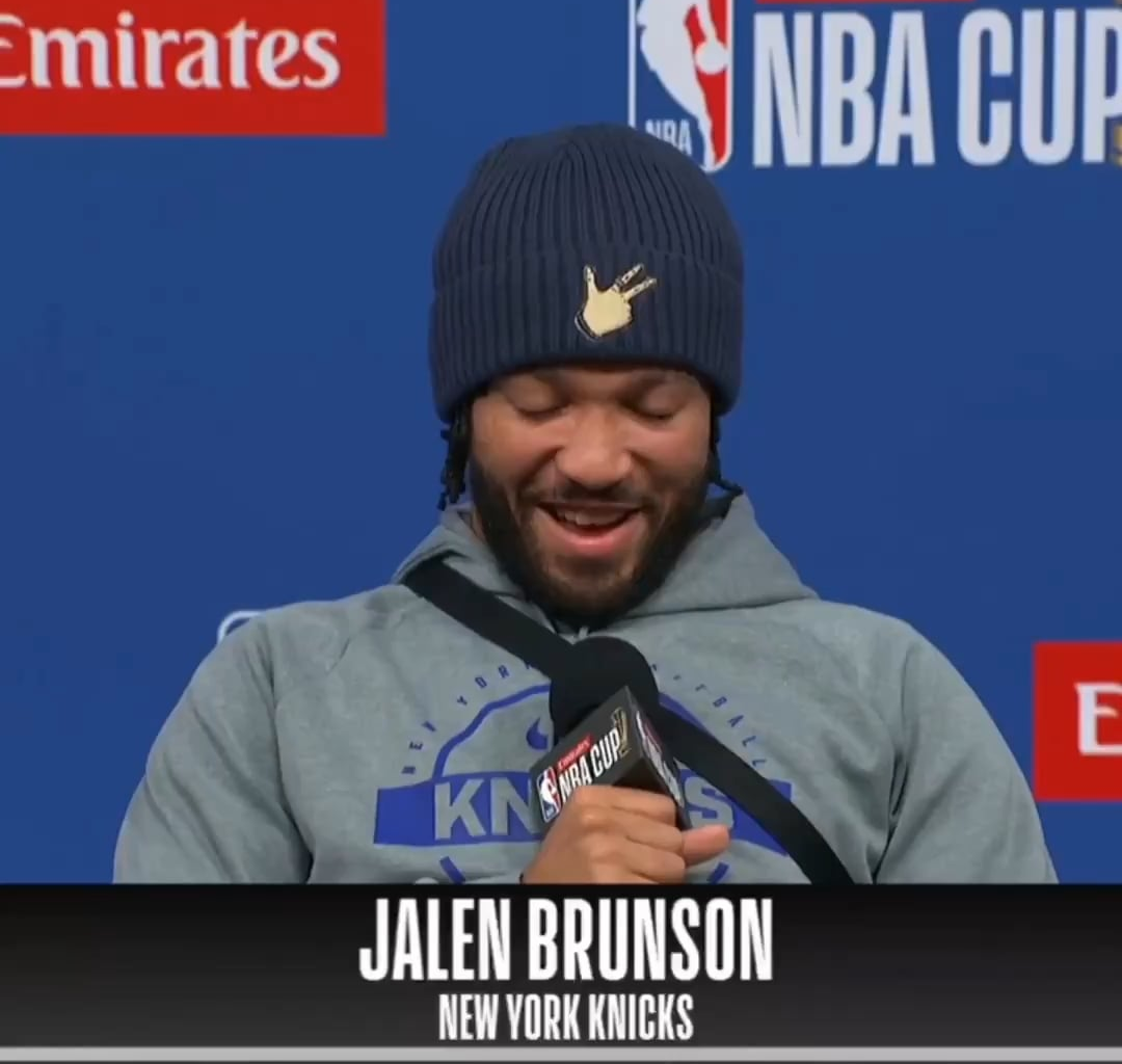 Q: "This is the biggest Knicks-Spurs game since the 99 Finals. You were there, like 3 years old"

Jalen Brunson: "I was"

Q: "Can you name the 99 Knicks starting lineup?"

Jalen: "Not Rick Brunson"