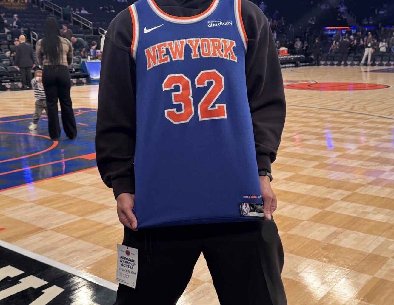 For my wrestling fans, Kazuchika Okada was at the Knicks game