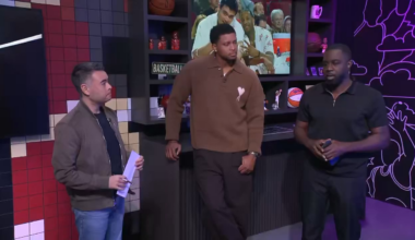 [Haynes] Sources: Milwaukee Bucks star Giannis Antetokounmpo met with some teammates to address rumors of his future. Message was to focus on basketball and not allow outside noise to distract team.