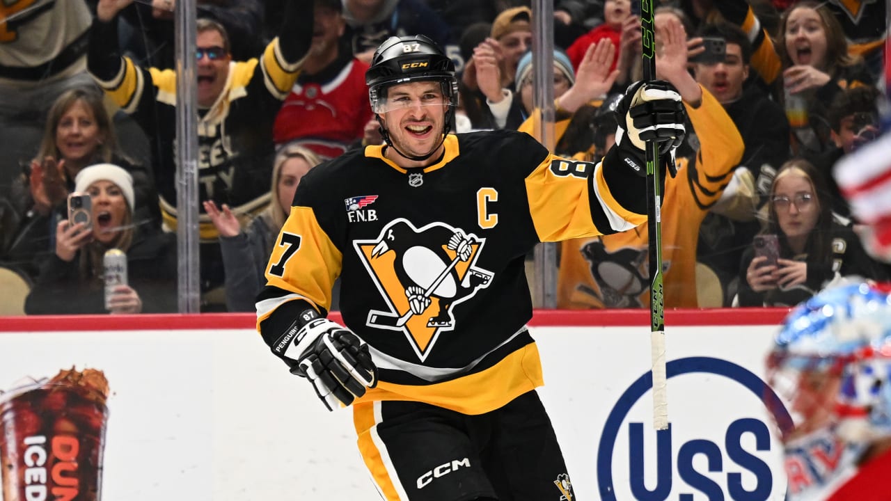 Crosby passes Lemieux for most points in Penguins history