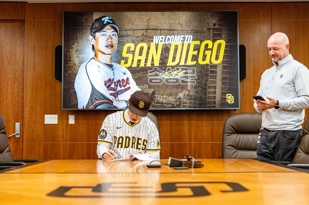 Sung-Mun Song in a Padres Jersey