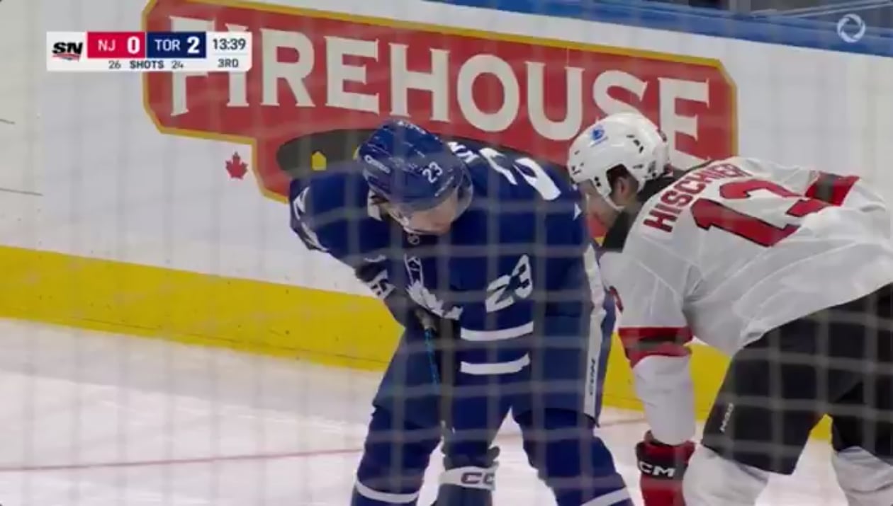 ROCKEM' SOCKEM' VERY KNIES!