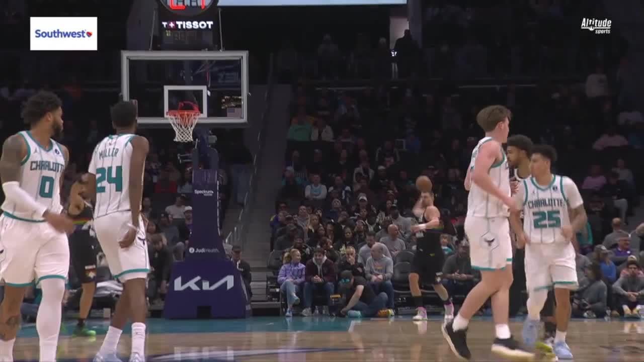 [Highlight] Nikola Jokić throws a full-court pass from out of bounds to Peyton Watson for the bucket