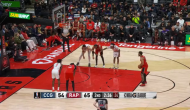 [Highlight] The G-League crowd goes crazy as the Raptors 905 score 67 points during their School Day game