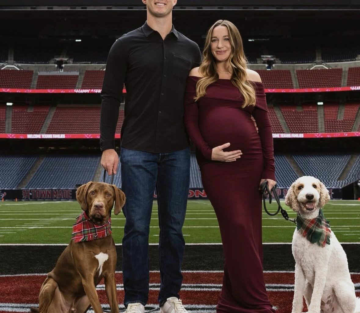 Mr & Mrs Money Mills 🎄🥰