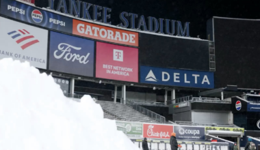 The Pinstripe Bowl between Clemson and Penn State is less than an hour away from kickoff at Yankee Stadium