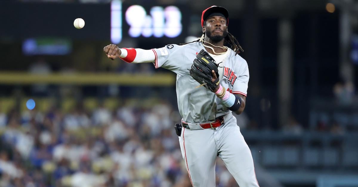 Pretty good article on Elly's fielding issues.