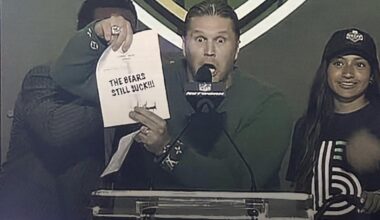 We need to enjoy our day off 🧀🦌💚