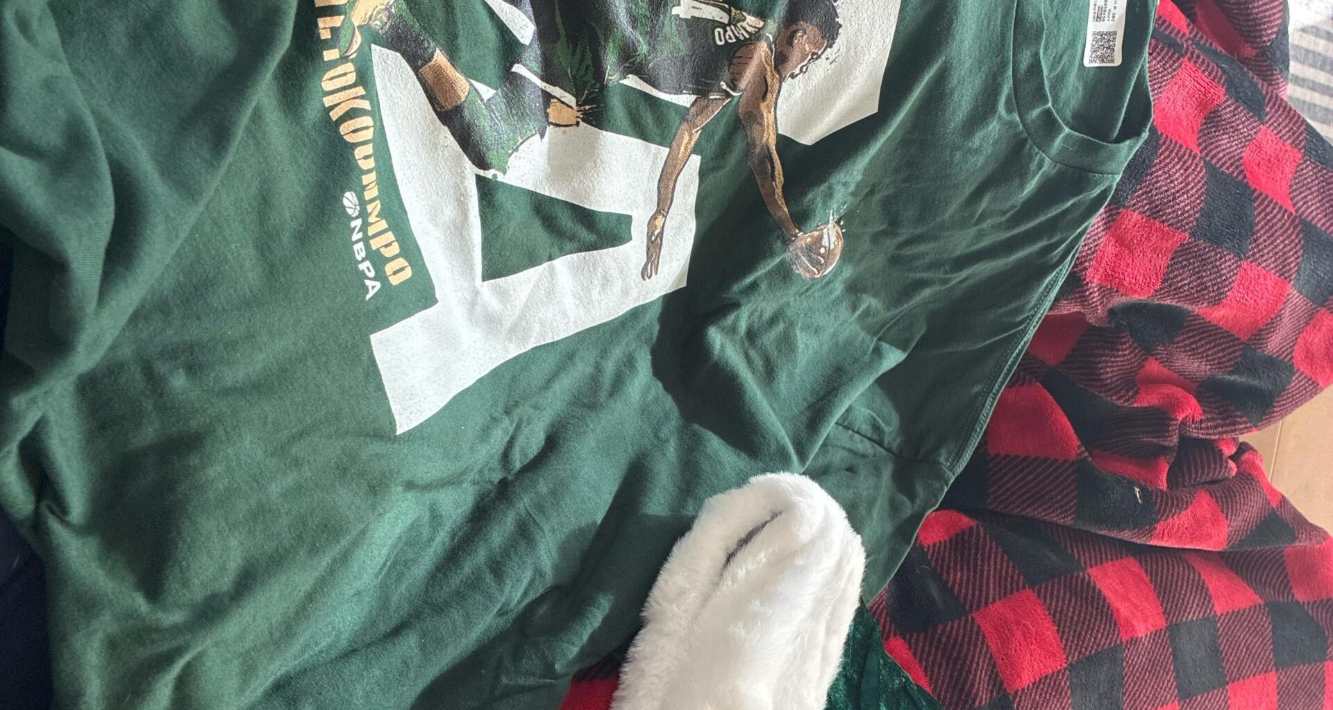 My Parents just surprised me with tickets to tonight’s bucks game!