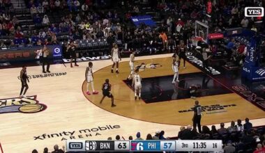 [Highlight] Joel Embiid goes down with a knee injury.