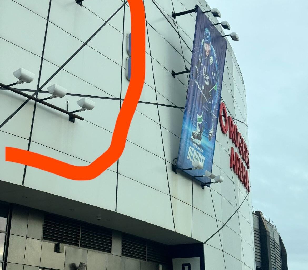 Hughes Banner Removal