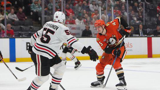 NOTEBOOK: Ducks obliterate Blackhawks, 7-1, with franchise-record second period | The Sporting Tribune