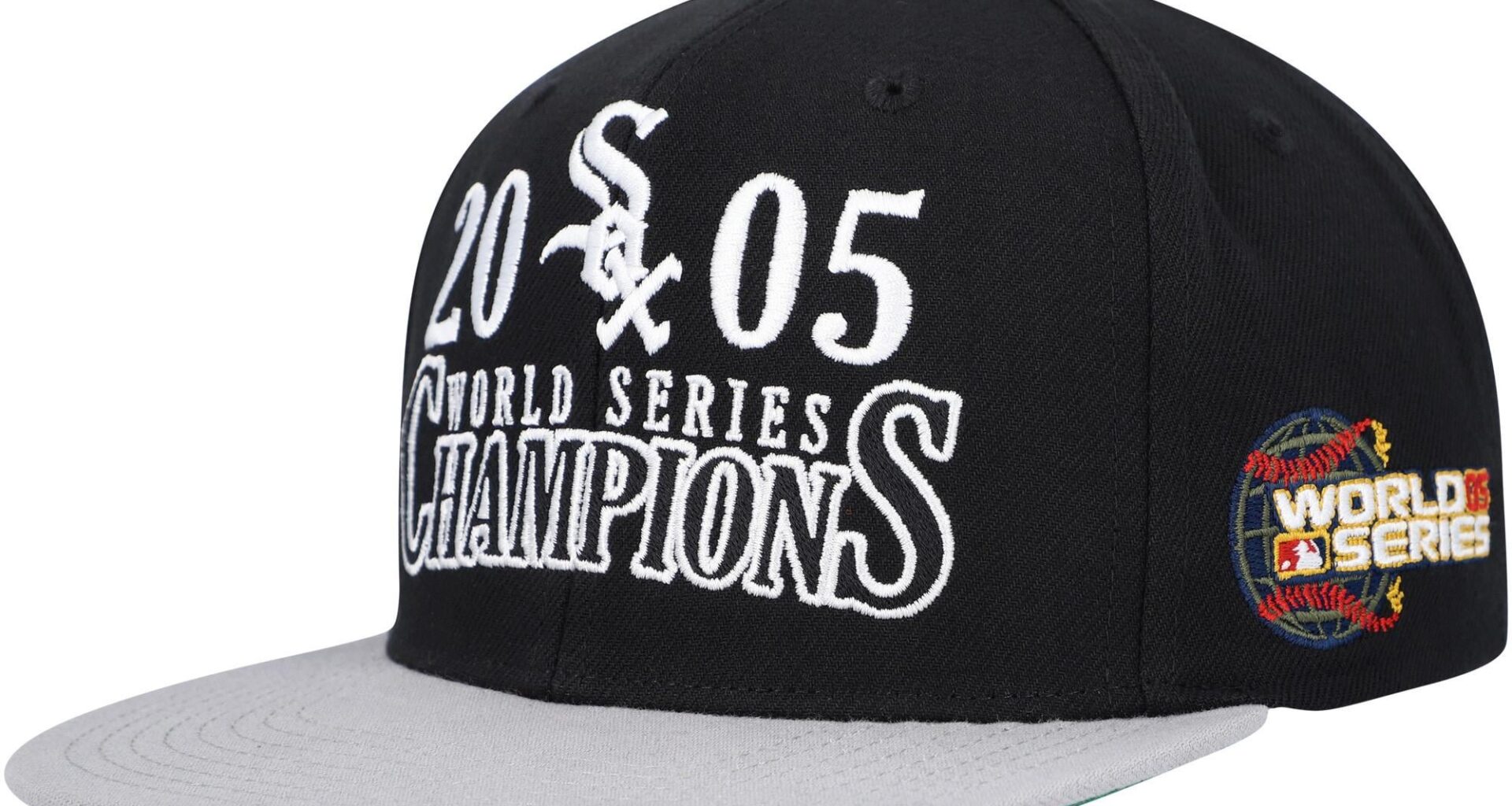 60% off White Sox Mitchell & Ness 2005 World Series Champs Hat