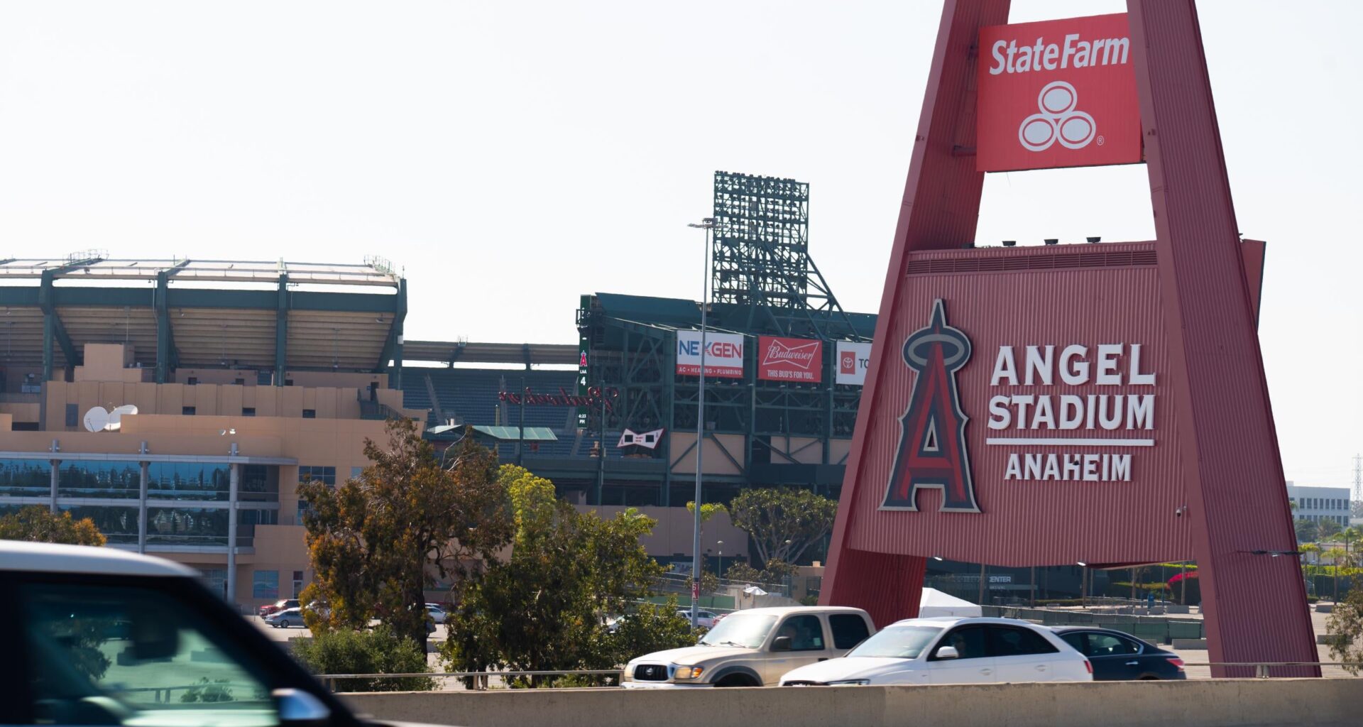 Anaheim Officials Once Again Put Angel Stadium in Play
