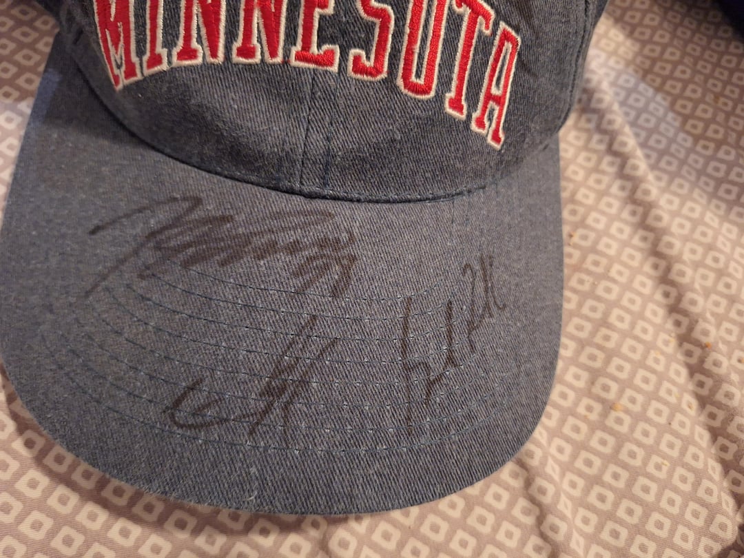 Received as a gift. Help identifying signatures.