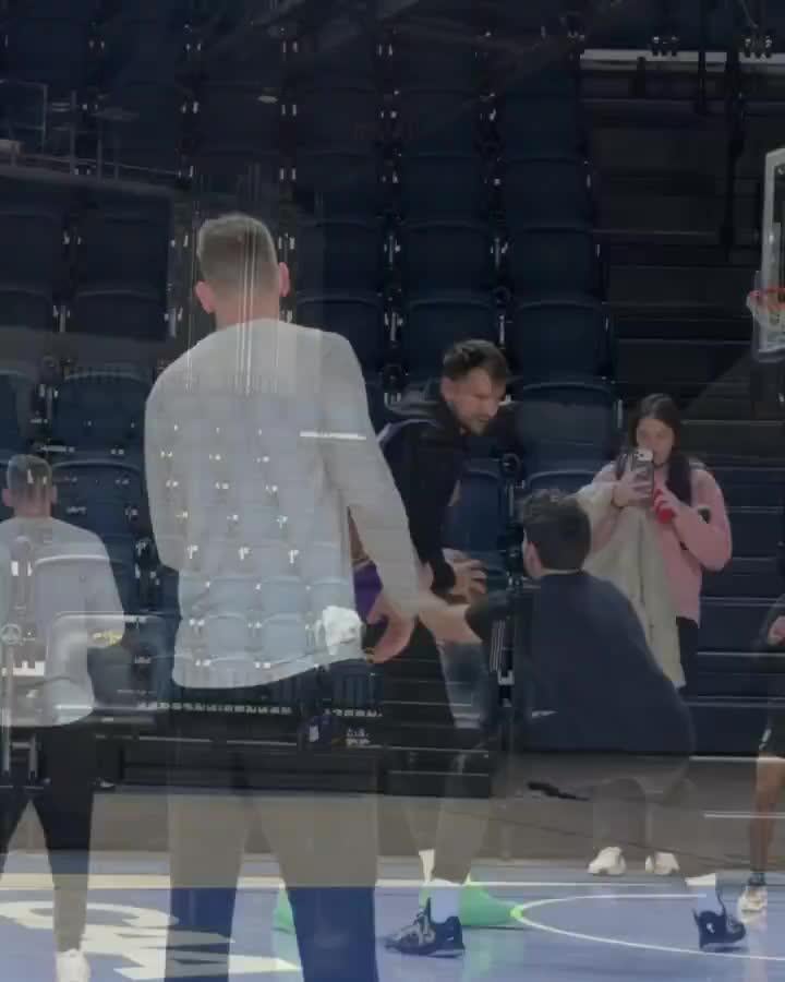 Luka Dončić is BACK with the Lakers!