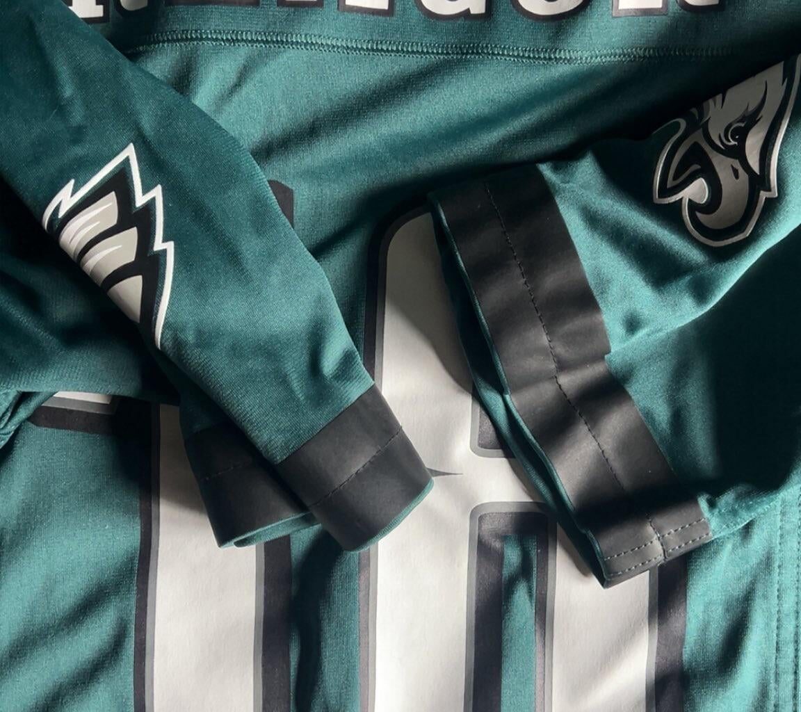 Bruh..my aunt cannot be serious.