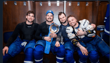 "Season's Greetings 🤙" Matthews Leads The Leafs To Victory With A 3 Point Night And Takes The Belt