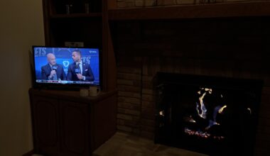 Settled in for the game with nog from our 1995 Batman Forever McD’s glasses