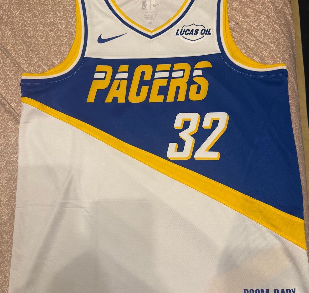 Thanks to the awesome fellow redditor who helped to me to probably the only game I will be able to get to this year! Also while I was there my wife called me and said honey go pick up your new Hufflepuff jersey! Score! 🥹