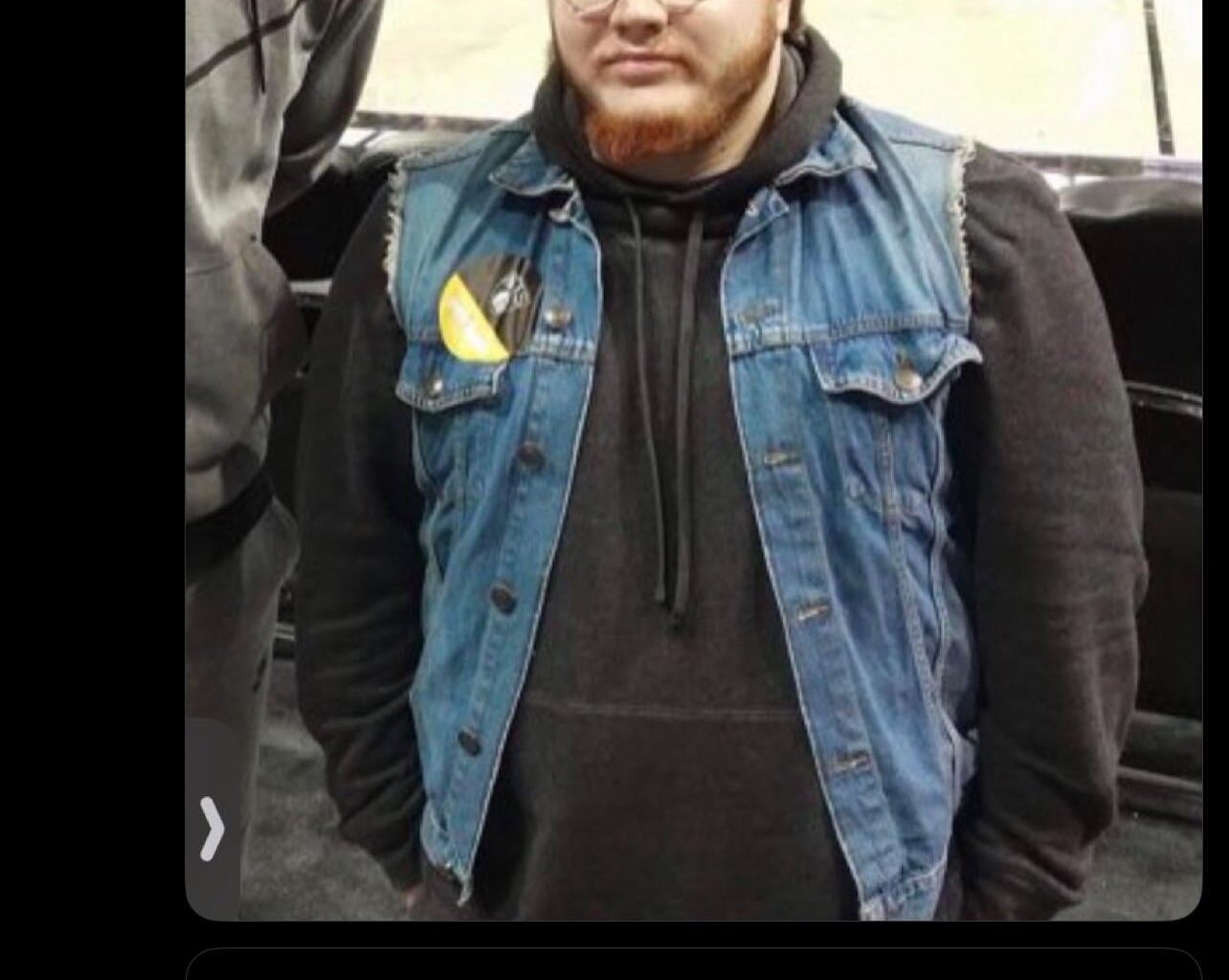 Nurk trolling someone poor dude on twitter