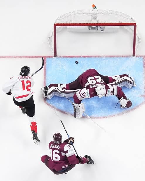 Berkly Catton has a hand injury that will keep him out of the WJC. Luchanko will only be in competition with Misa and O’Brien, is older than them and the only returning guy, tho Misa should’ve been there. How do you see the lineup looking and where does Jett play?