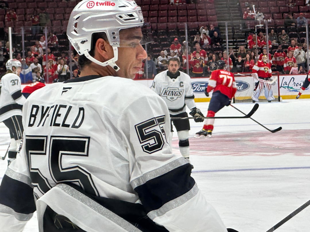 I got to the Kings/Panthers game early last night and snagged some photos of LA's finest!