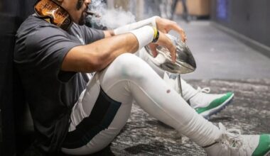 That's my quarterback! A super bowl mvp. If you can't support him at his worst you don't get to at his best.