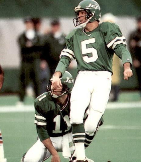 Pat Leahy – 1,470 career points (all-time leading scorer)