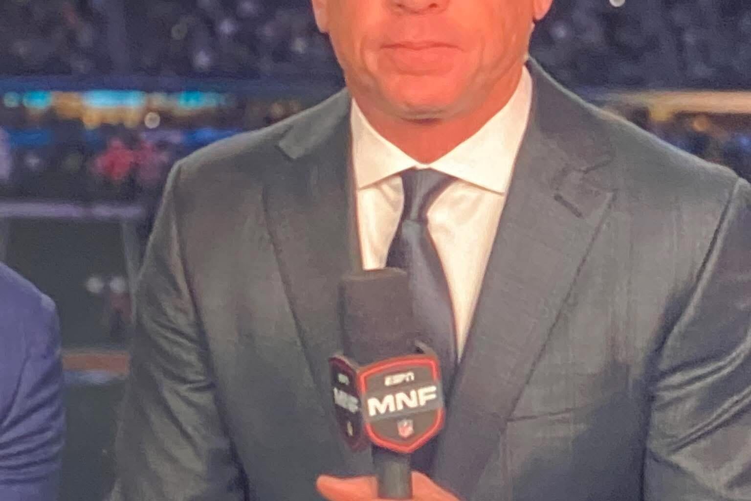 Why does Troy Aikman’s eyes always red as hell lmao