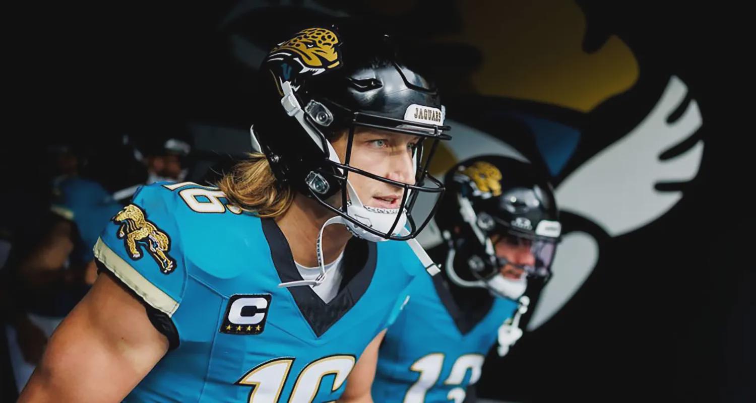 After this amazing season, the Jaguars deserve a full-time transition to these uniforms.