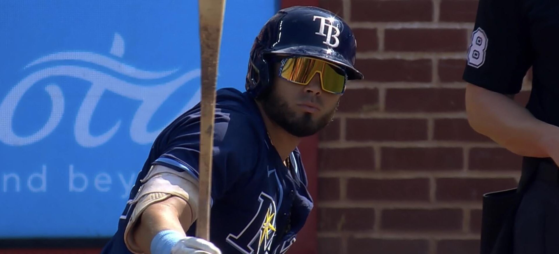 CURRENTLY MISSING THE COOLEST MAN IN THE LEAGUE