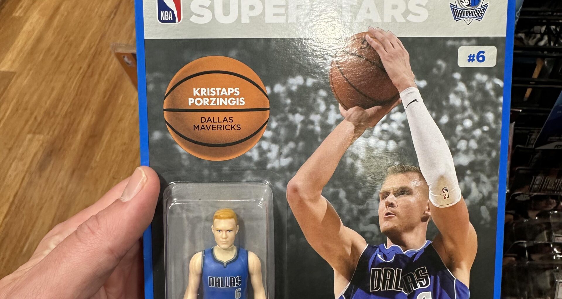 Thrift store find 🤔