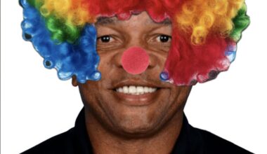Conspiracy theory: I'm convinced that, this clown, was hired to make Giannis leave. Change my mind.