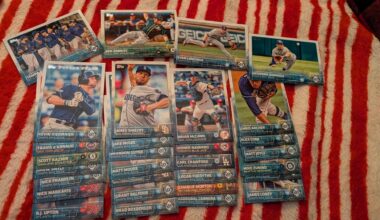 Opened a 2015 full Topps' set. My haul: