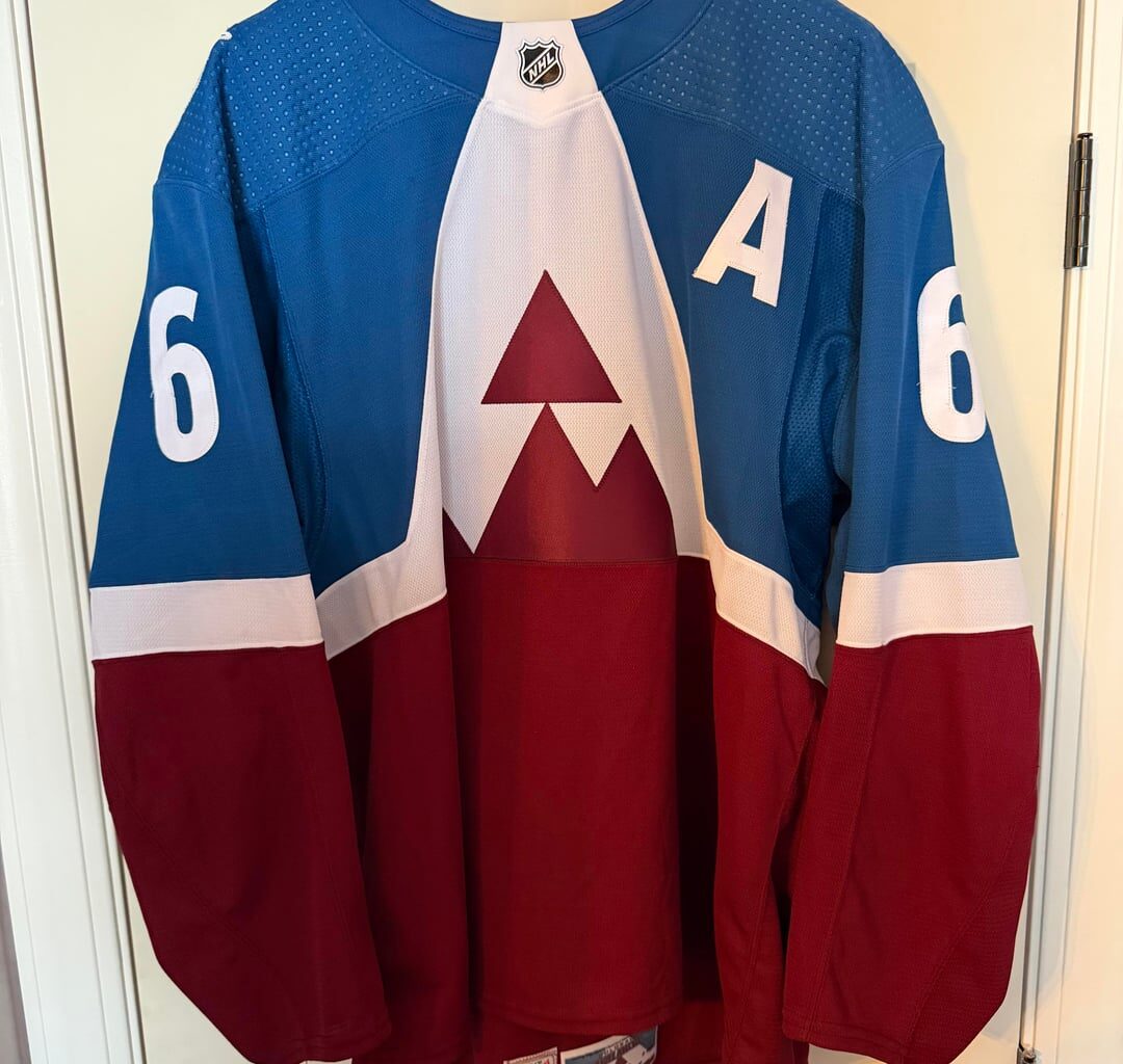 Early Christmas jersey