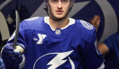 Like a good neighbor, Jake Guentzel is there