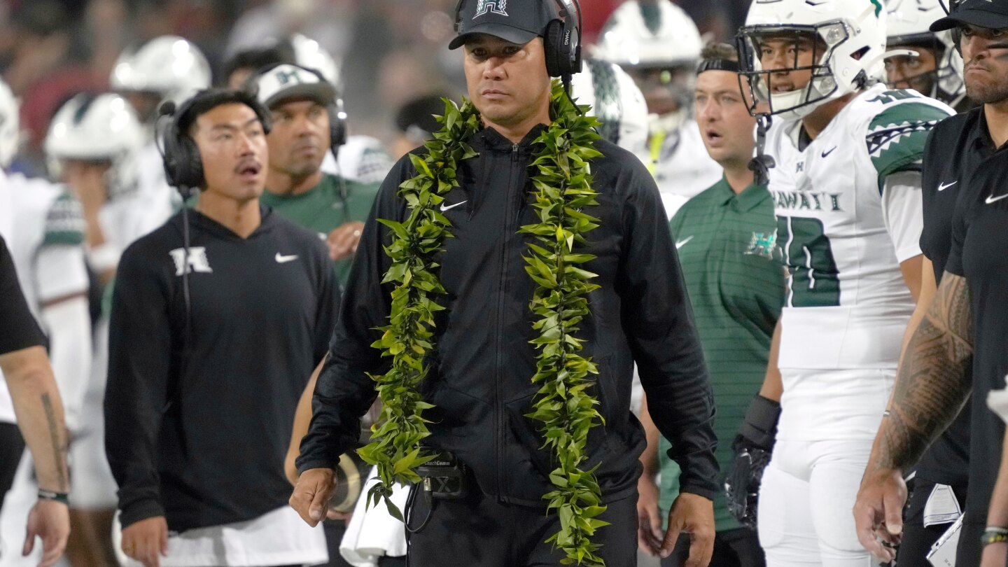Hawaii rallies for thrilling 35-31 win over Cal in Hawaii Bowl