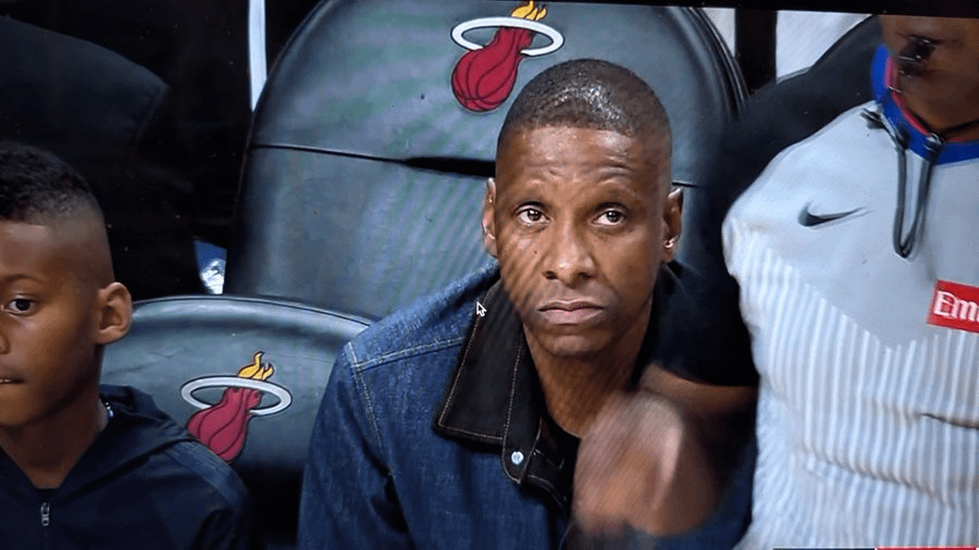 He was there for us tonight😭