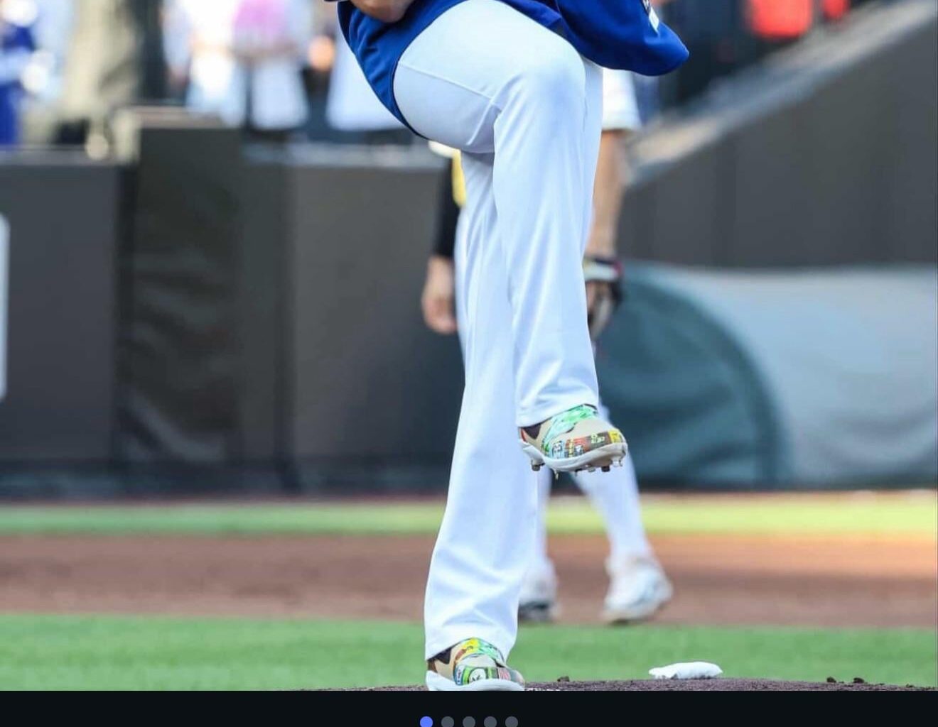 Cody Ponce posted 💙