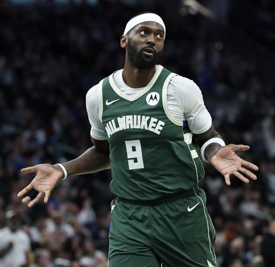 At Home, No One Is A Better Sniper From Beyond The Arc Than Bobby Portis!